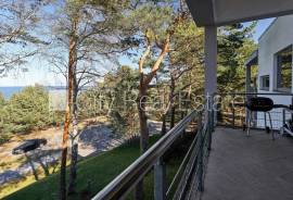Apartment for rent in Jurmala, 162.00m2