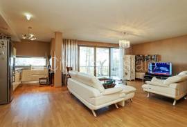 Apartment for rent in Jurmala, 162.00m2