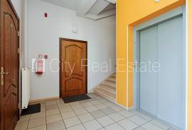 Apartment for rent in Jurmala, 162.00m2