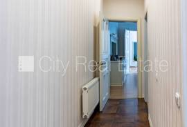 Apartment for rent in Riga, 84.00m2