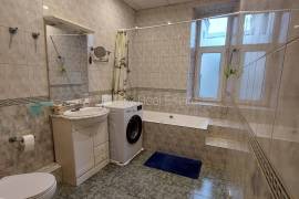 Apartment for rent in Riga, 125.00m2
