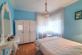 Detached house for rent in Jurmala, 260.00m2