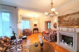Detached house for rent in Jurmala, 260.00m2