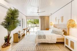 Casa Perla: Oceanfront House For Sale in Playa Langosta