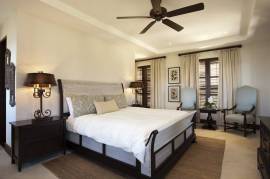 Casa de Tom - 15 Paseo del Mar: Timeless 5-Bedroom Beachfront Villa on Paseo del Mar, Las Catalinas