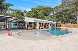 Beachfront Restaurant: Titled Beachfront Land Included in Sale! Great Business Opportunity!