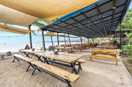 Beachfront Restaurant: Titled Beachfront Land Included in Sale! Great Business Opportunity!