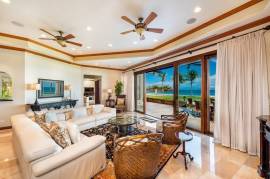 Palms #33: Exquisite titled beachfront property in the heart of Flamingo