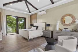 Casa Macho: Luxury Beachfront Golf Villa in Hacienda Pinilla