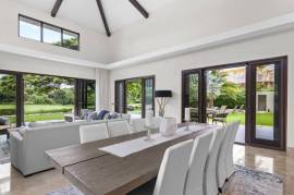 Casa Macho: Luxury Beachfront Golf Villa in Hacienda Pinilla
