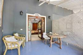 Tamarindo Boutique Hotel 175m from the Beach: Bohemian Oasis & Turnkey Income Opportunity in Costa Rica