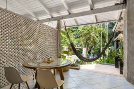 Tamarindo Boutique Hotel 175m from the Beach: Bohemian Oasis & Turnkey Income Opportunity in Costa Rica
