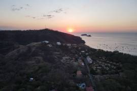 Premier Ocean View Development Parcel: Valle Montana - Build Big in Playa Hermosa