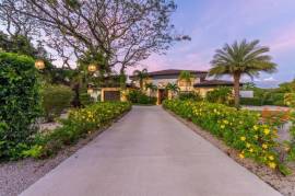 Casa Almendra: Surf, Sand & Serenity, Modern Tropical Living in Hacienda Pinilla