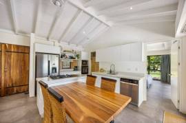 Les Voiles Blanches: Turnkey Boutique Luxury Lodge Near Tamarindo, Costa Rica