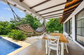 Les Voiles Blanches: Turnkey Boutique Luxury Lodge Near Tamarindo, Costa Rica