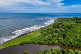 Irreplaceable Titled Beachfront Parcel with 35 Water Letters: 27,040 m2 of Prime Coastal Real Estate!
