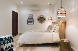 16 Calle La Ronda: Stylish Renovated Home with Plunge Pool in Beach Town - Steps from Playa Danta