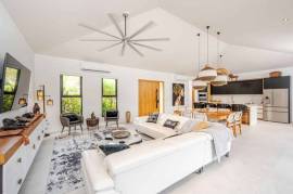 Casa Angelina: Luxury 4-Bedroom Home with Pool in Hacienda Pinilla, Steps from the Beach Casa Angelina: Luxury 4-Bedroom Home with Pool in Hacienda Pinilla, Steps from the Beach