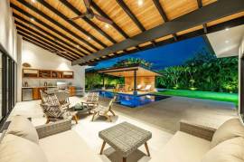 Casa Angelina: Luxury 4-Bedroom Home with Pool in Hacienda Pinilla, Steps from the Beach Casa Angelina: Luxury 4-Bedroom Home with Pool in Hacienda Pinilla, Steps from the Beach