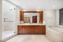 Villa Carao 12: Luxury Golf Course Estate in Reserva Conchal, Costa Rica