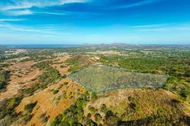 Huacas parcel, 2 min away from Educarte: Welcome to this extraordinary opportunity in Huacas!