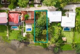 Surfside Lot Y22: One of the Only Remaining BEACHFRONT Lots in Playa Potrero with Water!!