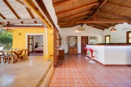 Villa La Josefina: Exclusive Estate with Three Villas and Two Pools in La Josefina, Tamarindo