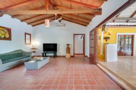 Villa La Josefina: Exclusive Estate with Three Villas and Two Pools in La Josefina, Tamarindo