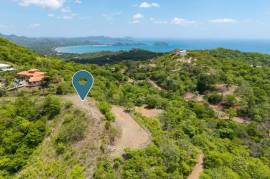 Miramar Ocean View Lot: Unmatched Views from this Spectacular Piece of Land in Pacific Heights