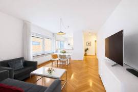 Potsdamer Platz! Fully Furnished 3 Room with Open Plan Living in Modern Building