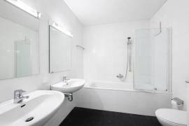 Potsdamer Platz! Fully Furnished 3 Room with Open Plan Living in Modern Building