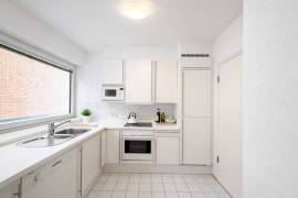 Potsdamer Platz! Fully Furnished 3 Room with Open Plan Living in Modern Building