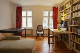 Ready to move: South-Facing 3-room apartment next to Brusseler Kiez Wedding