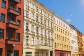 Ready to move: South-Facing 3-room apartment next to Brusseler Kiez Wedding