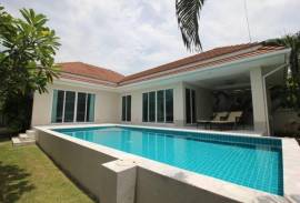Luxury 3 Bed Pool Villa - Amazing Condition
