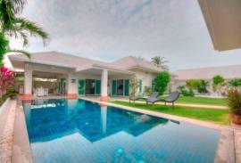 Great Design 4 Bedroom Pool Villa