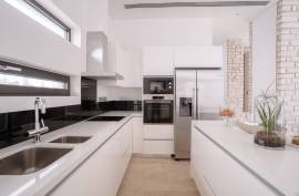 5 Bedroom Luxury Villa - St. George, Peyia