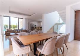 4 Bedroom Stylish Villa - Coral Bay, Paphos