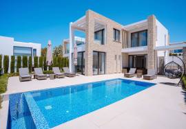 4 Bedroom Stylish Villa - Coral Bay, Paphos