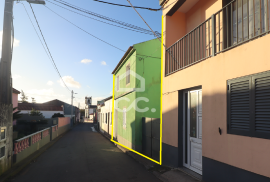 House with 2+2 Bedrooms in Benfeitoria - Arrifes - Ponta Delgada