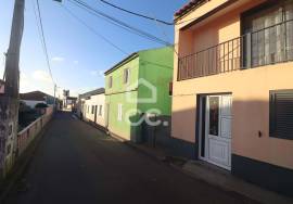 House with 2+2 Bedrooms in Benfeitoria - Arrifes - Ponta Delgada