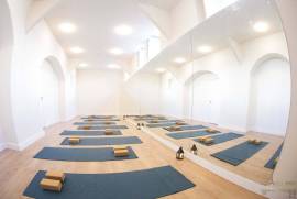 Trespasse – Wellness and multi-purpose activity area with outdoor space | Exceptional location in front of the Parliament – Lisbon