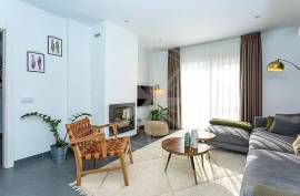 Exceptional 4 bed Villa with Private Pool & Sea-View Terrace in Tavira’s Miramar