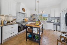 Elegant 4 bedroom Villa with Enchanting Garden and Pool near Tavira