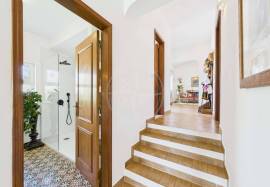 Elegant 4 bedroom Villa with Enchanting Garden and Pool near Tavira