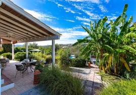 Elegant 4 bedroom Villa with Enchanting Garden and Pool near Tavira