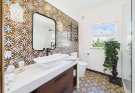 Elegant 4 bedroom Villa with Enchanting Garden and Pool near Tavira