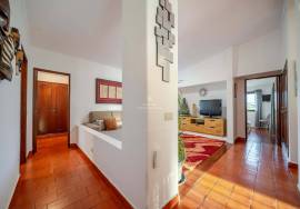 5 bedroom detached villa with private pool