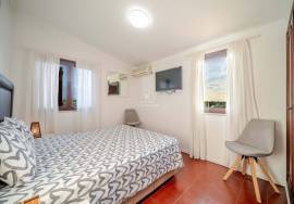 5 bedroom detached villa with private pool